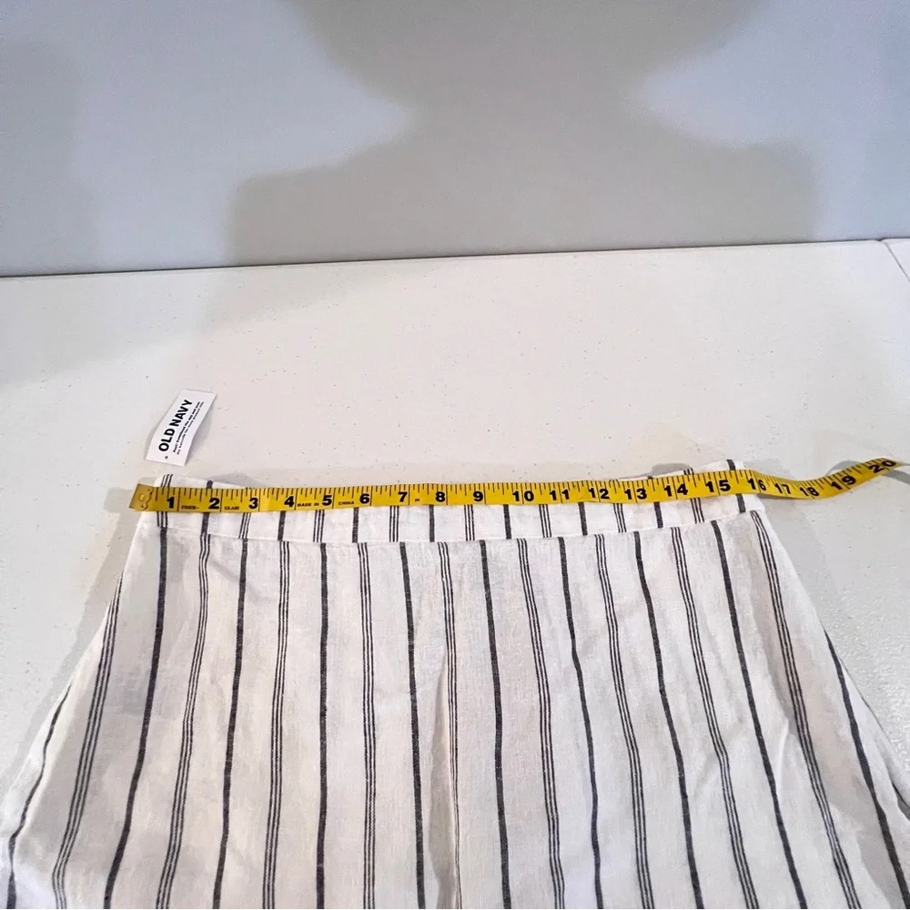 Old Navy NWT Black and White Vertical Stripe Mini Shift Skirt  Womens Size M - Picture 8 of 10